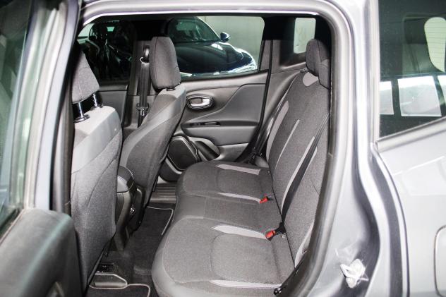 Jeep Renegade 4xe 1.3 T4 PHEV 190cv Limited 4xe Auto - Foto 9