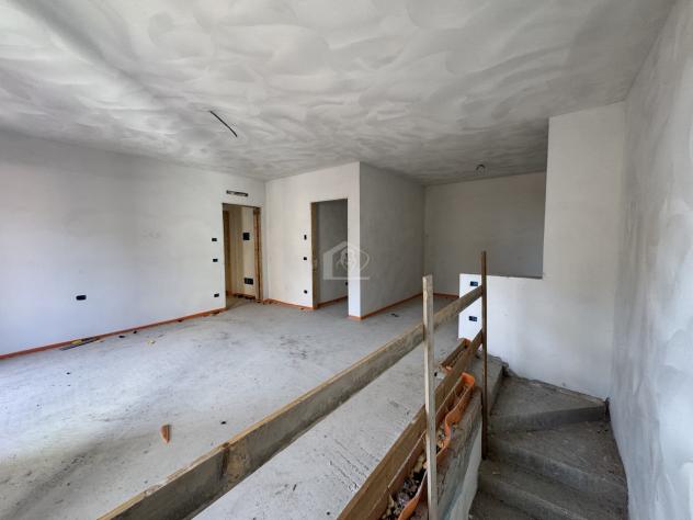 Luzzara vendesi appartamento indipendente 5 vani 135 Mq - Foto 3