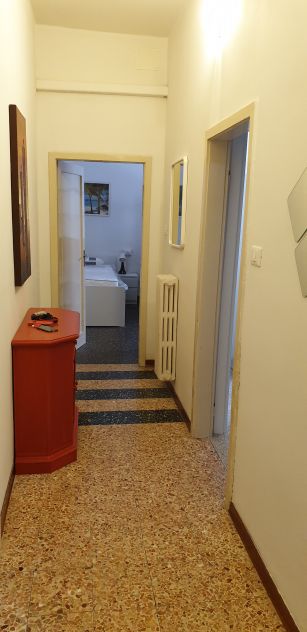 Solo per 1 ragazza posto letto in camera doppia in trilocale in Via F. Barbieri - Foto 7