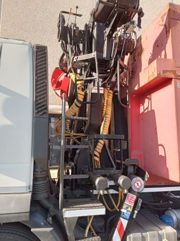 AUTOCARRO SCARRABILE CON GRU - Foto 6