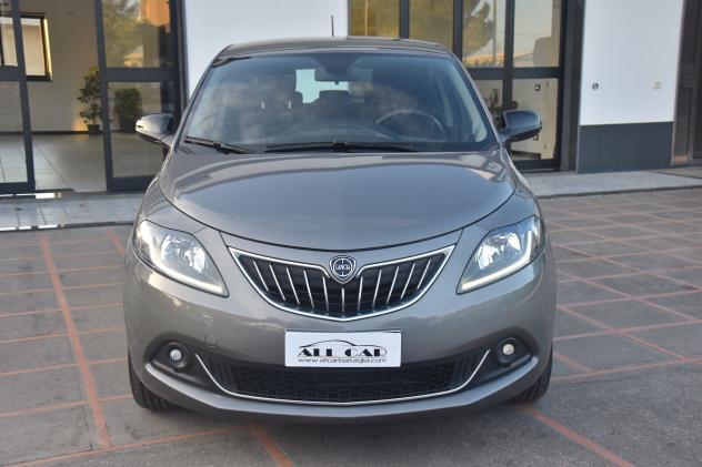 Lancia Ypsilon 1.0 Hybrid Gold - Foto 2