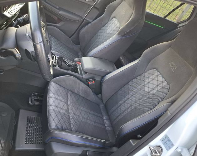 GOLF 8.5 R LINE MILD-HYBRID 1.5 ETSI DSG TETTO APRIBILE - Foto 4