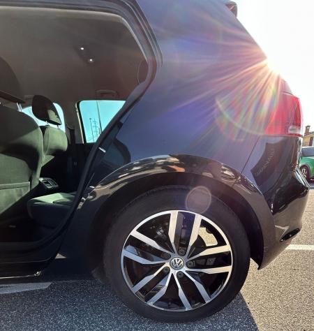 Volkswagen Golf 1.6 TDI Highline BMT - Foto 8