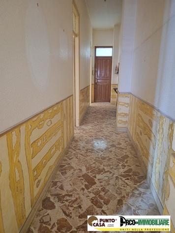 Capaci – Corso Vittorio Emanuele Ampio appartamento di 130 mq - Foto 13