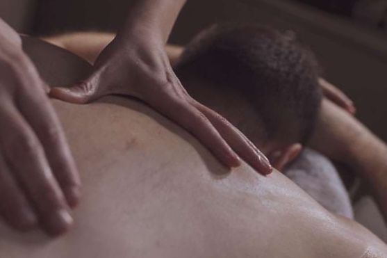Massaggiatore olistico, antistress di 60 minuti Tel:3271877602