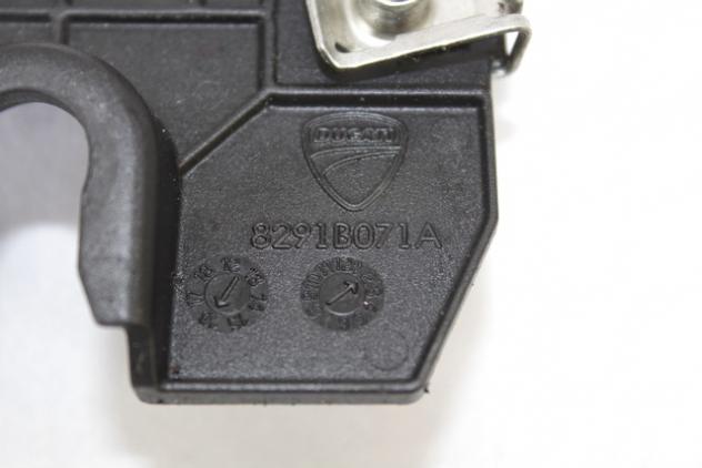 SUPPORTO REGOLATORE DI TENSIONE DUCATI HYPERMOTARD 939 SP 2016 - 2018 8291B071A VOLTAGE REGULATOR HOLDER - Foto 3
