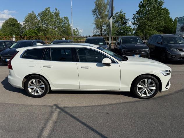 Volvo V60 B4 2.0 197 CV Geartronic Momentum Business Pro - Foto 5