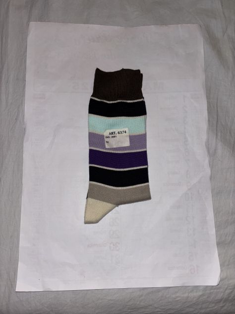 CALZE NUOVE MAI USATE E MAI PROVATE DA UOMO FIRMATE ORIGINALI”PAUL SMITH”TAGLIA