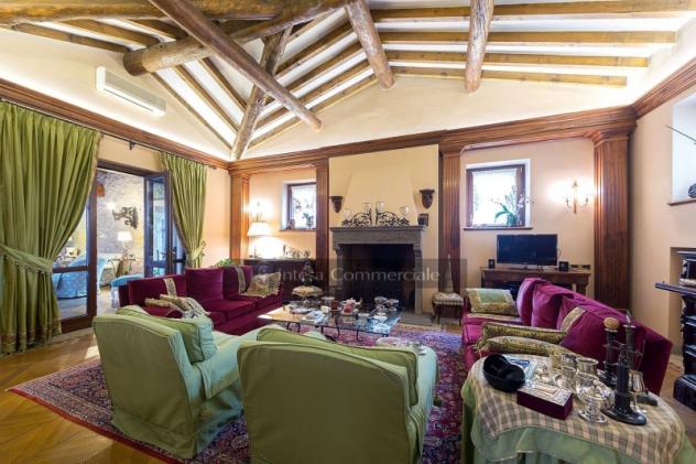 Mompiano meravigliosa porzione indipendente di esclusiva cascina storica