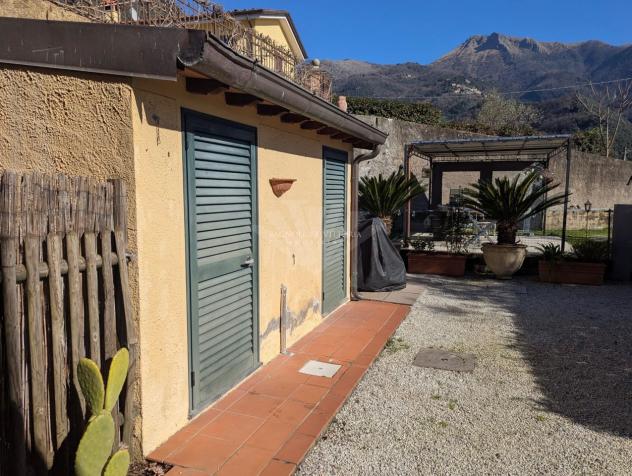 Prima collina vista mare - Appartamento finemente ristrutturato con giardino, a 5 minuti dal centro storico - Foto 12