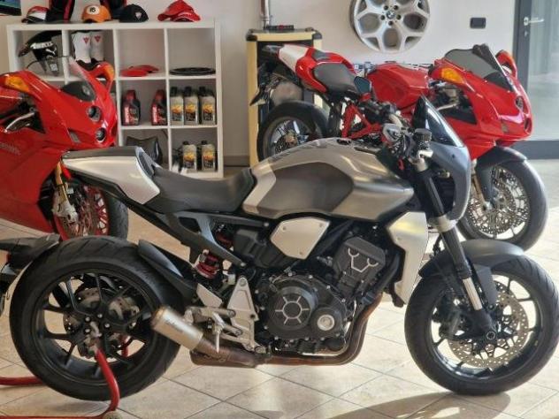 HONDA CB1000R 18.386KM 2019 FINAZ PERMUTA - Foto 10