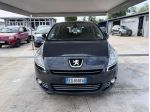 Peugeot 5008 1.6 HDi 112CV cambio robotizzato Tecno