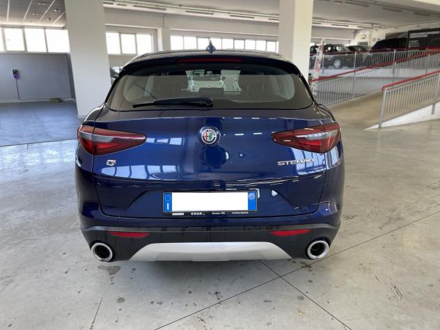 Alfa Romeo Stelvio Stelvio 2.2 t Executive Q4 210cv auto - Foto 5