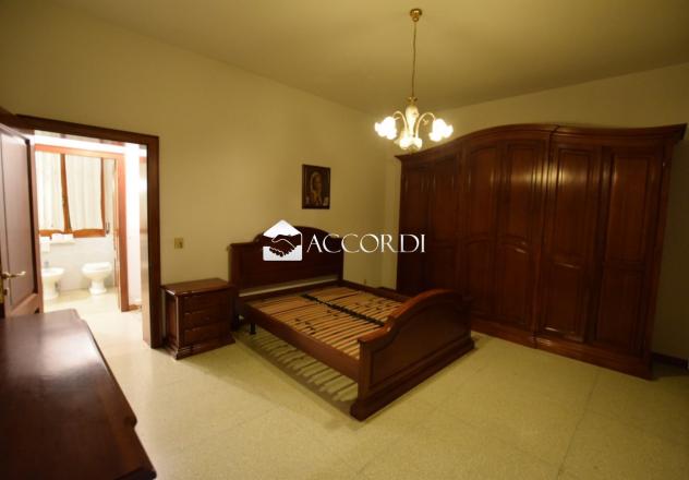 CASA INDIPENDENTE di 5 vani e di 228 mq (ASOLO) rif. BL075 - Foto 16