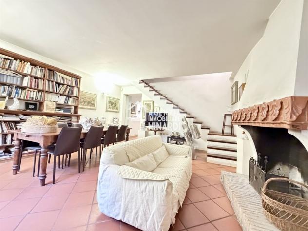 FAENZA CENTRO STORICO – TERRA-CIELO INDIPENDENTE CON CORTE PRIVATA, GARAGE E TAVERNA - Foto 14