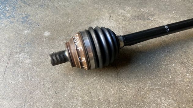 Semiasse anteriore SX Volkswagen Golf 5 1.6 benzina del 2007 (1K0407271DJ) - Foto 2
