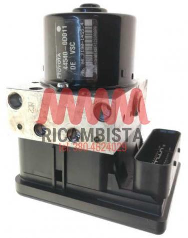 44540-0D011 Toyota Yaris centralina gruppo pompa ABS
