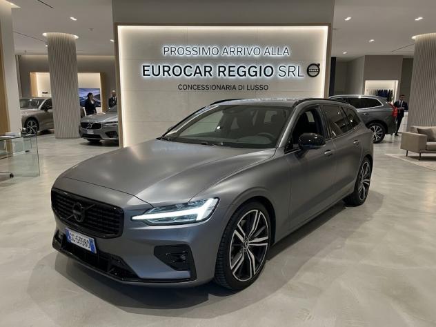 Volvo V60 2.0 B3 163CV Geartronic 8M R-design 10/2020 EURO 6D TEMP MY 21 - Foto 2
