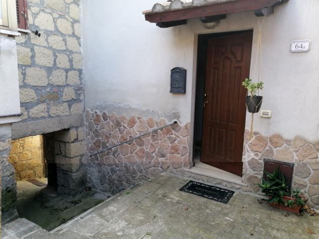 Nella provincia di Grosseto e precisamente nel comune di Pitigliano località Casone, a 4 km da Sorano con le sue terme, a 20km dalle terme di Saturnia