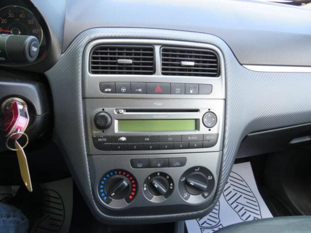 FIAT Grande Punto 1.4 5 porte Dynamic Natural Power rif. 24043168 - Foto 10