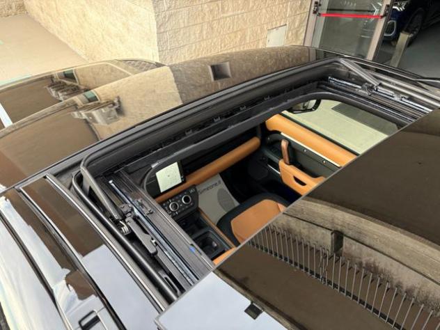 LAND ROVER Defender 110 3.0D I6 250 CV AWD Auto X-Dynamic HSE rif. 23739151 - Foto 10