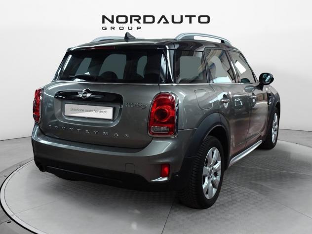 MINI Countryman MINI F60 Mini 2.0 Cooper D Business Automatica - Foto 3