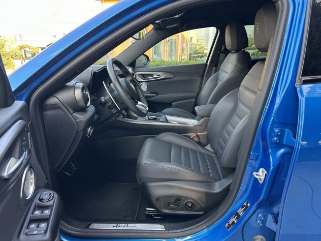 Alfa Romeo Tonale 1.3 PHEV Veloce Q4 280cv AT6 *HARMAN, 20", 360°, PROMO AZZURRA* - Foto 9
