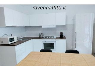 VILLETTA CON GIARDINO E GARAGE ALBERTI 950