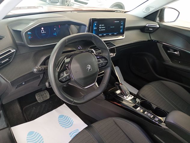 PEUGEOT 2008 1.2 PURE TECH 130 CV ALLURE S&S EAT 8 - Foto 6
