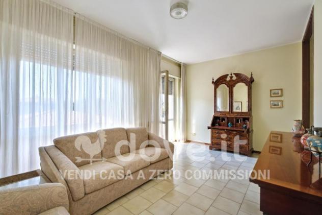 Villa di 449 m² con più di 5 locali e box auto in vendita a Meda - Foto 2
