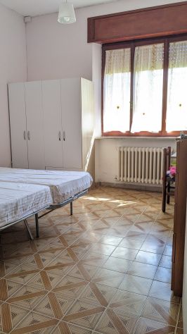 2 camere matrimoniali studenti fronte università - Foto 6