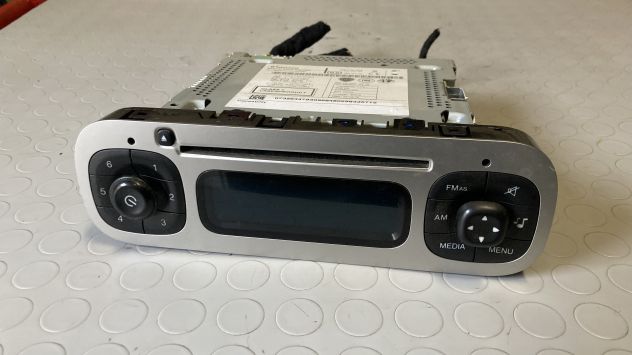 Autoradio Fiat Panda 312 del 2017 (0735634793) - Foto 2