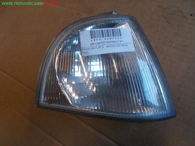 FANALINO LAT.D. SKODA OCTAVIA (1U)  Parti elettriche  Fanaleria  Proiettori  Fanalino comple AUDI - A3 - 01-08-1996 - 01-09-2000, AUDI - A4 - 01-02-19