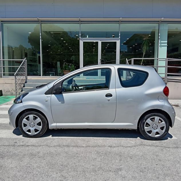 Toyota Aygo I 2005 3p 1.0 - Foto 4