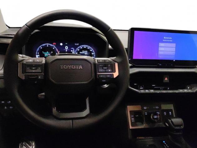 ToyotaOfficial Hilux 2.8L Diesel Mild Hybrid Premium 204CV 4x4 - Foto 6