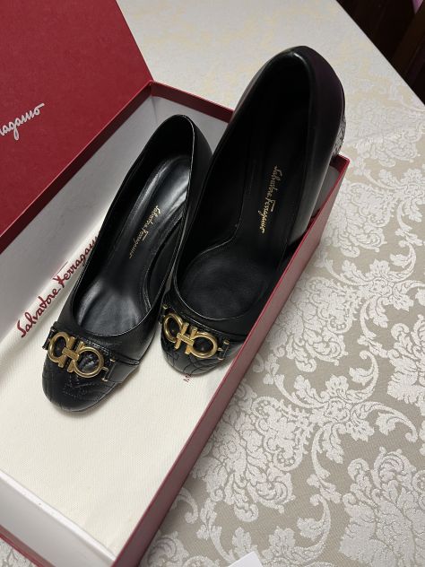 Scarpe Salvatore Ferragamo - Foto 4