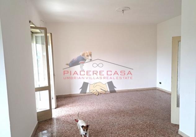 Orvieto scalo - Appartamento al primo piano con balcone, magazzino posto auto e giardino condominiale in vendita. - Foto 2