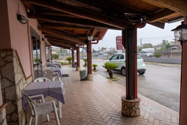 Immobile di 565 m² con più di 5 locali in vendita a Latina - Foto 11