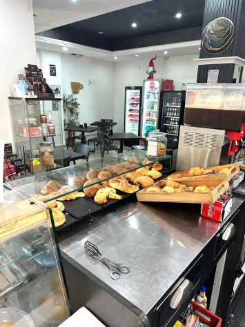 bar gastronomia fredda zona centocelle cedo in vendita - Foto 9