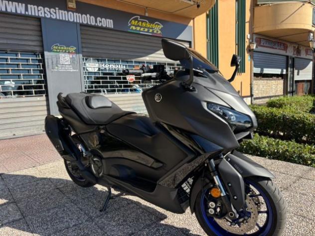 YAMAHA T-Max 560 TUTTO INCLUSO ANCHE PASSAGGIO! MINI RATE rif. 24159379 - Foto 3