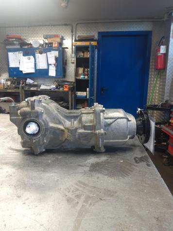 DIFFERENZIALE POSTERIORE DACIA Duster 1° Serie 383002A01A K9K V8, K9K 874, K9K 878 Diesel 1461 cm³ / 1.5 l (1017) - Foto 6