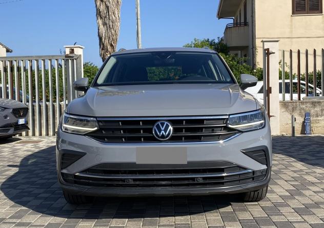Volkswagen Tiguan Life 2.0 TDI 150CV DSG - Foto 2