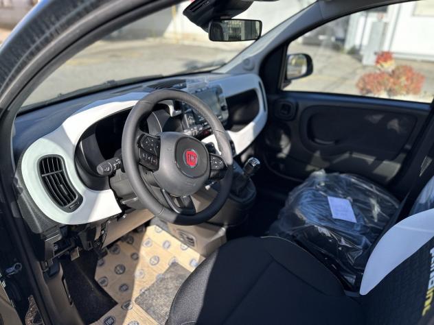 FIAT Pandina 1.0 FireFly 65 CV Hybrid Cross - Foto 9