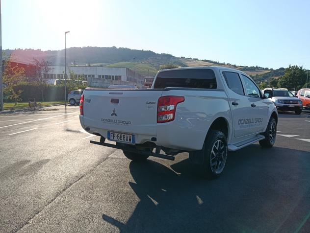 Mitsubishi L200 2.4 DI-D/154CV Double Cab Inform - Foto 5