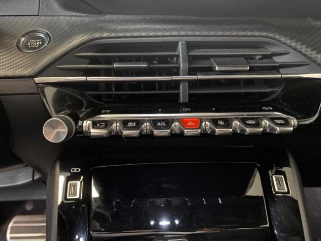 PEUGEOT 2008 NUOVO E- - Motore Elettrico 156cv GT rif. 21811407 - Foto 10