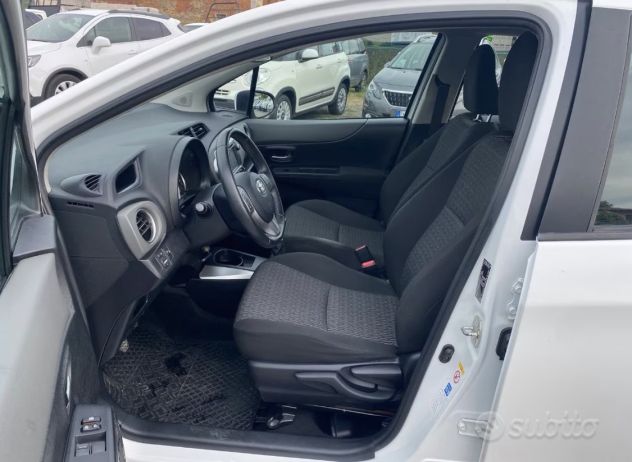 Toyota YARIS 1000cc benzina 69 cv - Foto 4