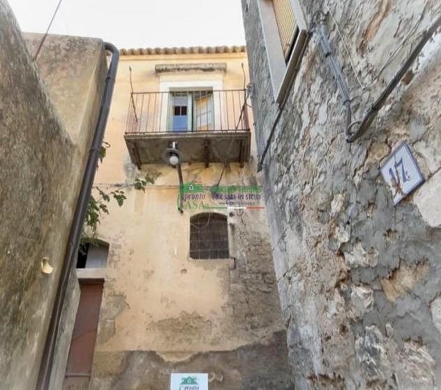 Rif.2670 - Casa indipendente da ristrutturare a Modica Bassa - Foto 2
