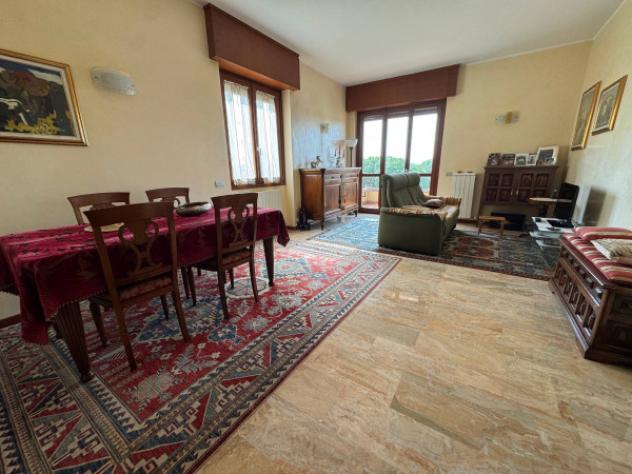 Appartamento di 120 m² con 3 locali e box auto in vendita a Monza - Foto 2
