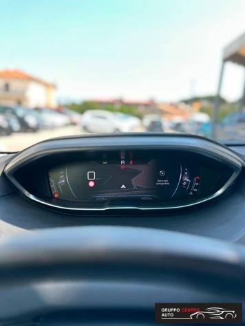 PEUGEOT 3008 BlueHDi 130cv EAT8 Allure - 2022 - Foto 9