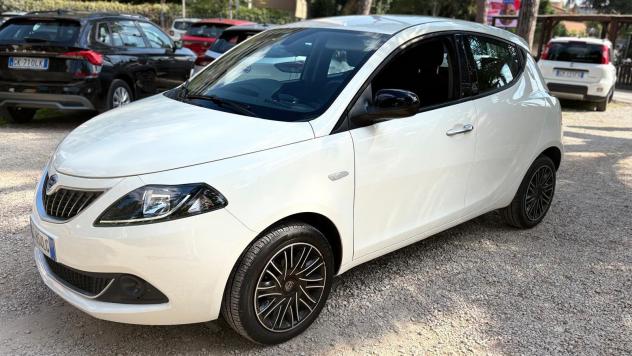 Lancia Ypsilon Ypsilon 1.0 firefly hybrid Gold s&s 70cv PRONTA CONSEGNA